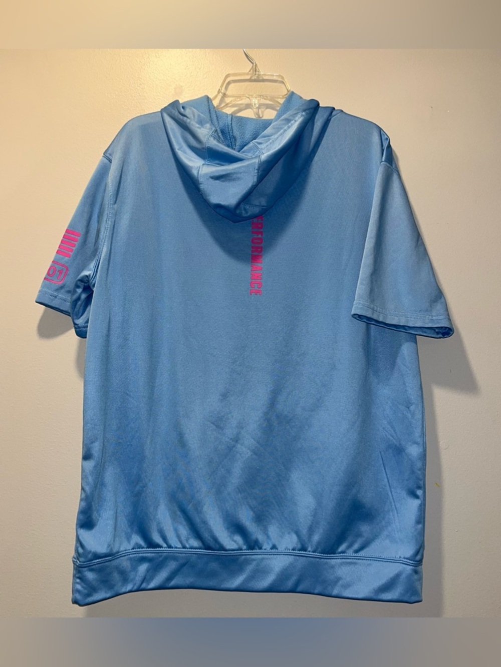 EUC BSBL SZN Men’s Light Blue Hooded Short-Sleeve Shirt - Picture 5 of 7